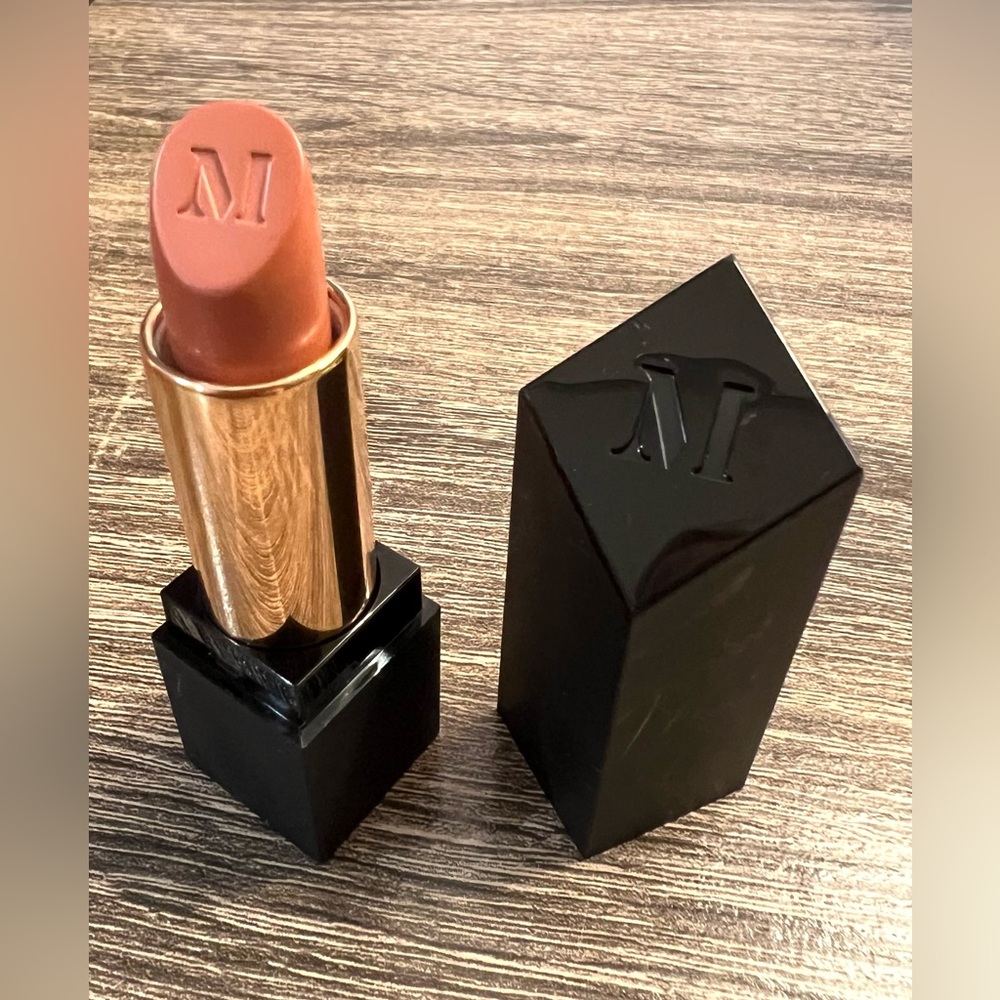Morphe Mega Matte Lipstick In Single AF